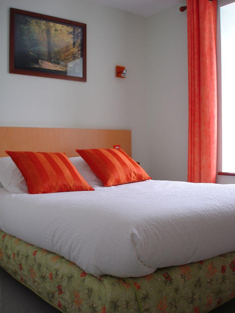 Hotel Du Cheval Blanc Saint-Pol-de-Léon المظهر الخارجي الصورة