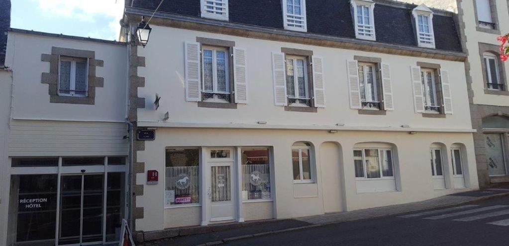 Hotel Du Cheval Blanc Saint-Pol-de-Léon المظهر الخارجي الصورة